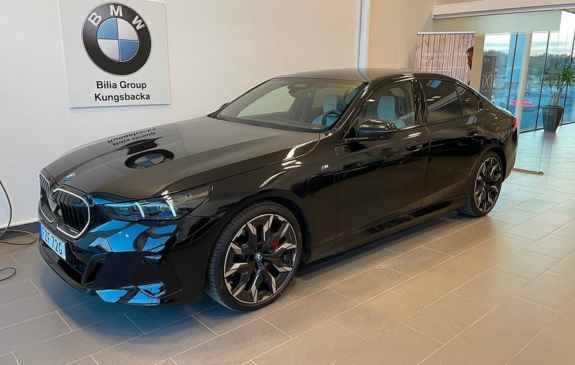 BMW 535 550 e xDrive Aut M Sport Pro | B&W | Innovation | Drag | DEMOBIL 2024