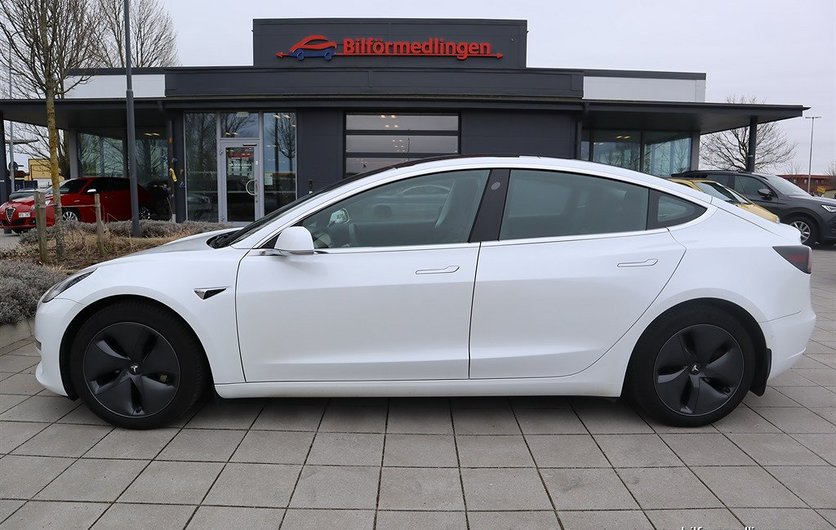 Tesla Model 3 Long Range Dual Motor AWD Autopilot 1 ägare Svensksåld 2019