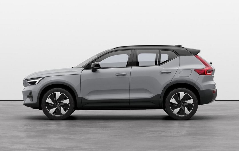 Volvo XC40 Recharge Single Motor Core OBS LAGERBIL 2024