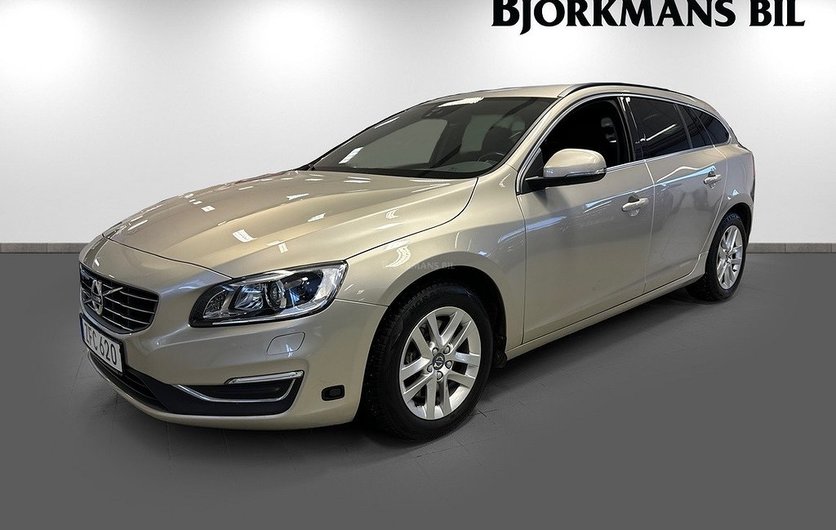 Volvo V60 D4 AWD Geartronic Classic Momentum 2018