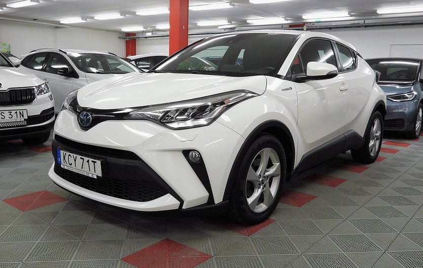 Toyota C-HR Hybrid CVT Active S&V Hjul LED strålkastare 2020
