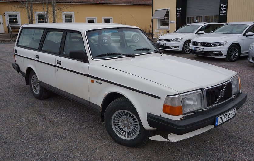 Volvo 240 Kombi 2.3 DL Nybes Drag 1987
