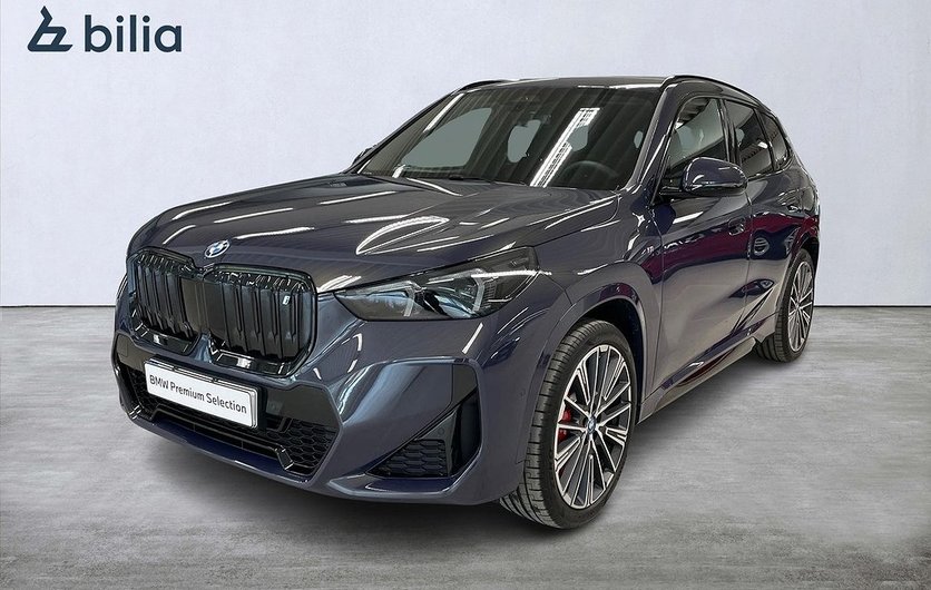 BMW iX1 xDrive 30 M-Sport | DEMOBIL | Premium Package | Drag | H&K 2024