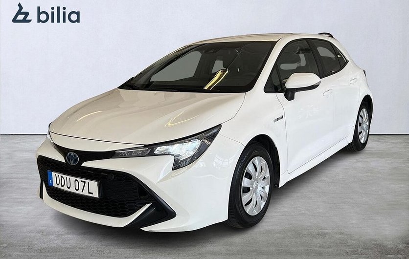 Toyota Corolla Verso Corolla Hybrid 1,8 5-D P-SENSORER KUPÉVÄRMARE BEG V-HJUL 2019