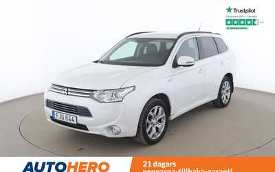 Mitsubishi Outlander PHEV AWD Dragkrok, Backkamera 2014