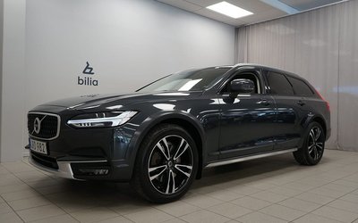 Volvo V90 Cross Country D4 AWD Pro | Se utrustning 2018