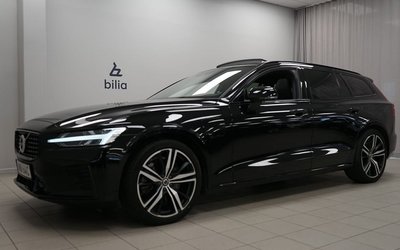 Volvo V60 Recharge T8 II R-Design 2022