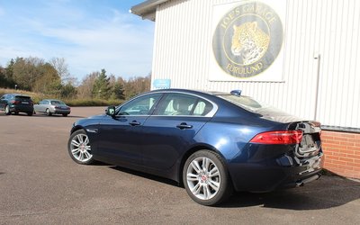 Jaguar XE 20T, Prestige, fantastiska färger, lågmil, SÅLD 2018