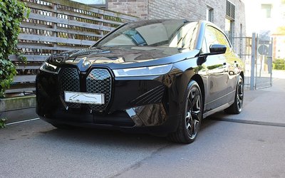 BMW iX xDrive50 Comfort Sport Sky Lounge 4års fri service 2023