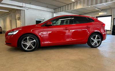 Volvo V40 T3 Momentum Business Advanced 2018