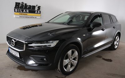 Volvo V60 Cross Country B4 AWD Automat Momentum Euro 6 2021