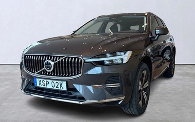 Volvo XC60 T6 Core Edition 2025
