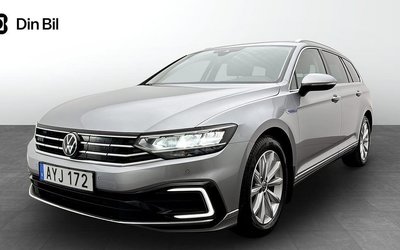 Volkswagen Passat Sportscombi GTE DSG Drag P-värmare Backkamera 2023