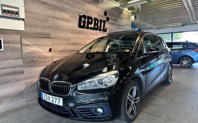 BMW 220 d xDrive Tourer | Sport line | Pano | HUD Fin Spec 2018