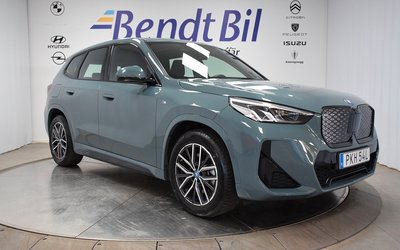 BMW iX1 xDrive30 M-sport Panoramatak Adaptiv Farth 2024