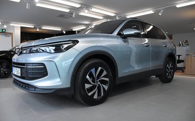 Volkswagen Tiguan Privatleasing Drag Värmare t.o.m 25 juli 2025