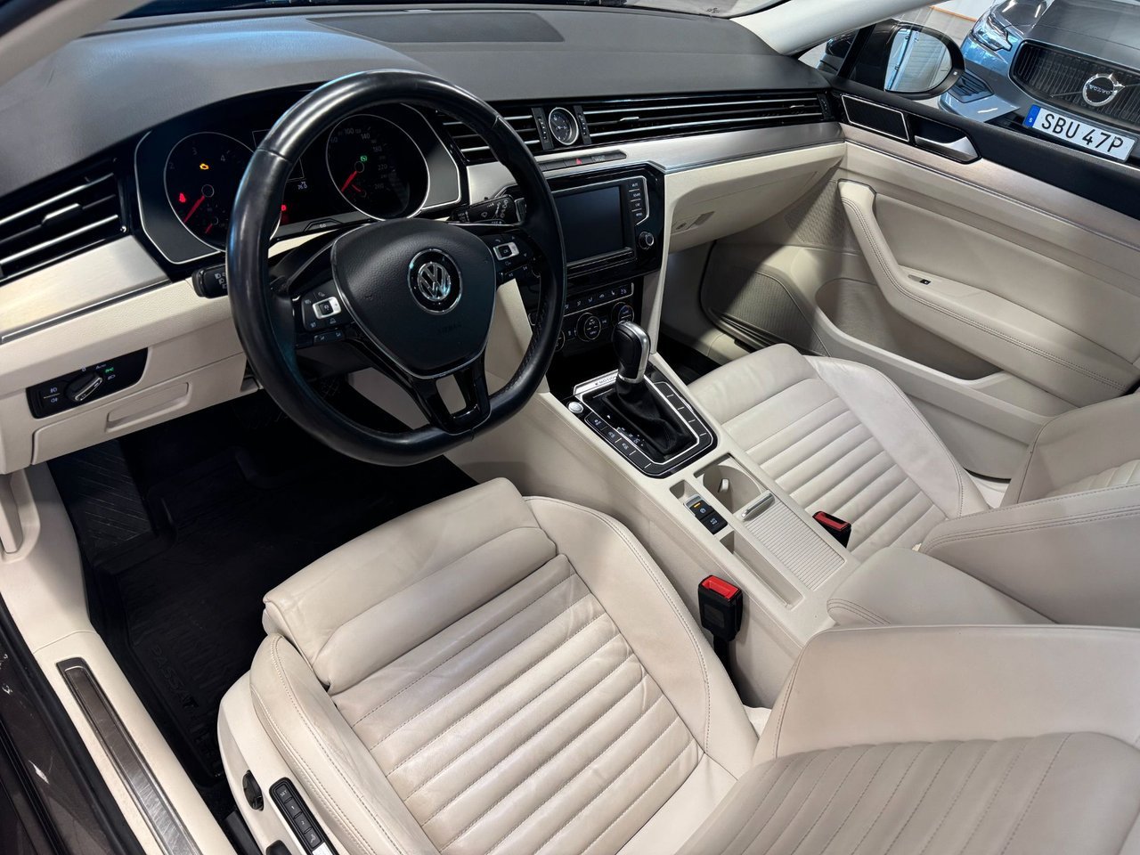 Volkswagen Passat Stasjonsvogn 2.0 TDI DPF SCR BMT 4Motion DSG sekvensiell, 6-trinn, 190ps, 2015