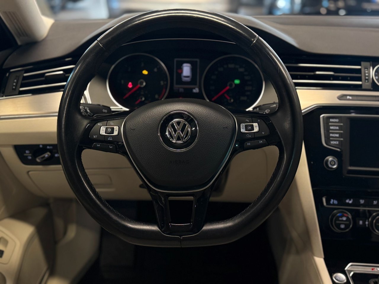 Volkswagen Passat Stasjonsvogn 2.0 TDI DPF SCR BMT 4Motion DSG sekvensiell, 6-trinn, 190ps, 2015