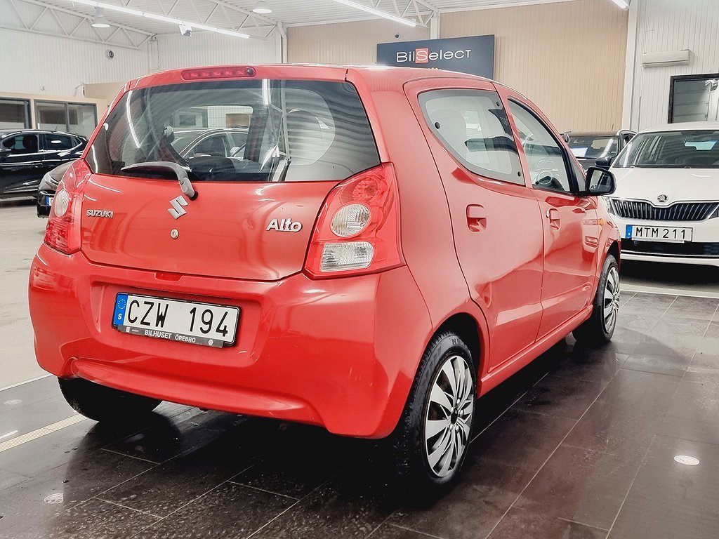 Suzuki Alto 1.0 VVT Manual, 68hp, 2011