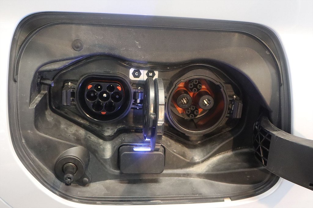 Mitsubishi Eclipse Cross PHEV 2.4 MIVEC S-AWC, 188hp, 2023