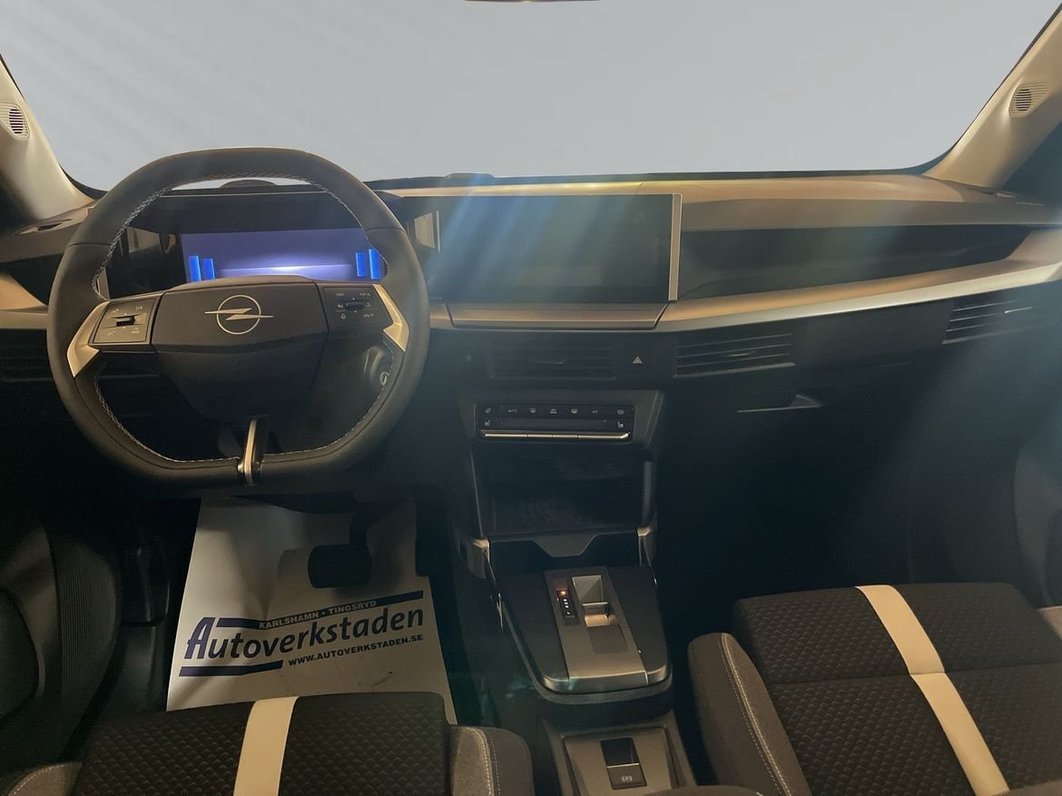 Opel Frontera Hybrid 136 eDCT, 136hk, 2025