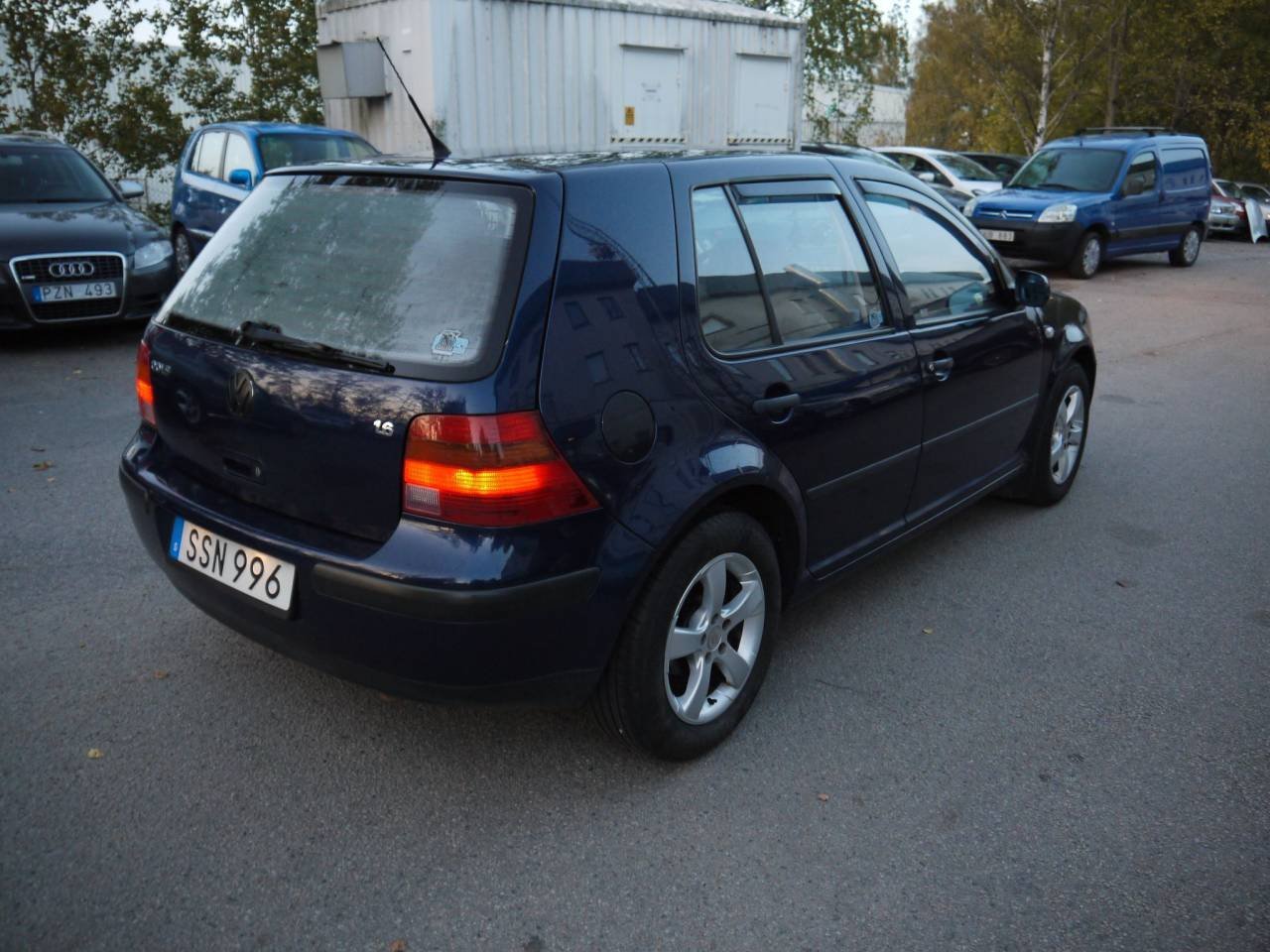 Vehicle Image 5