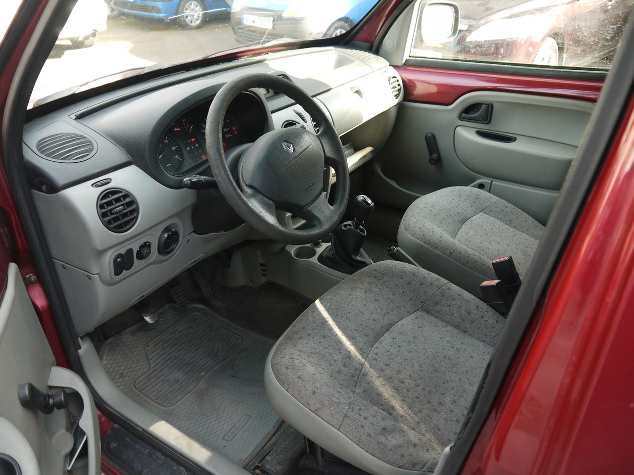 Vehicle Image 11