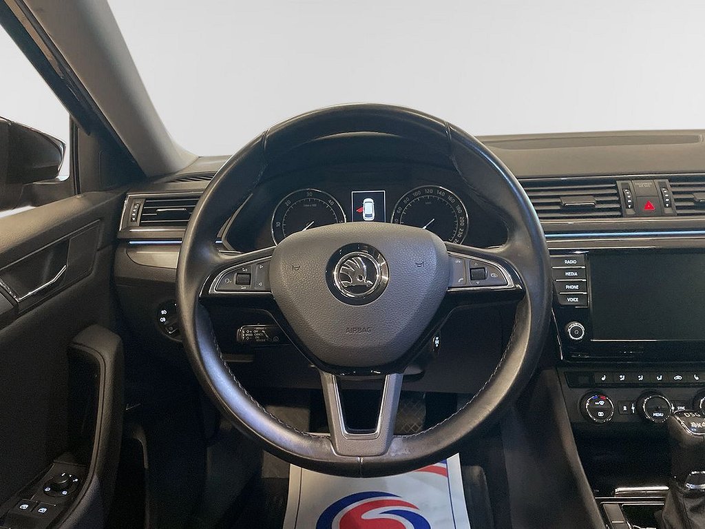 Škoda Superb Kombi 2.0 TDI 4x4 SCR DSG Sekventiell, 190hk, 2017