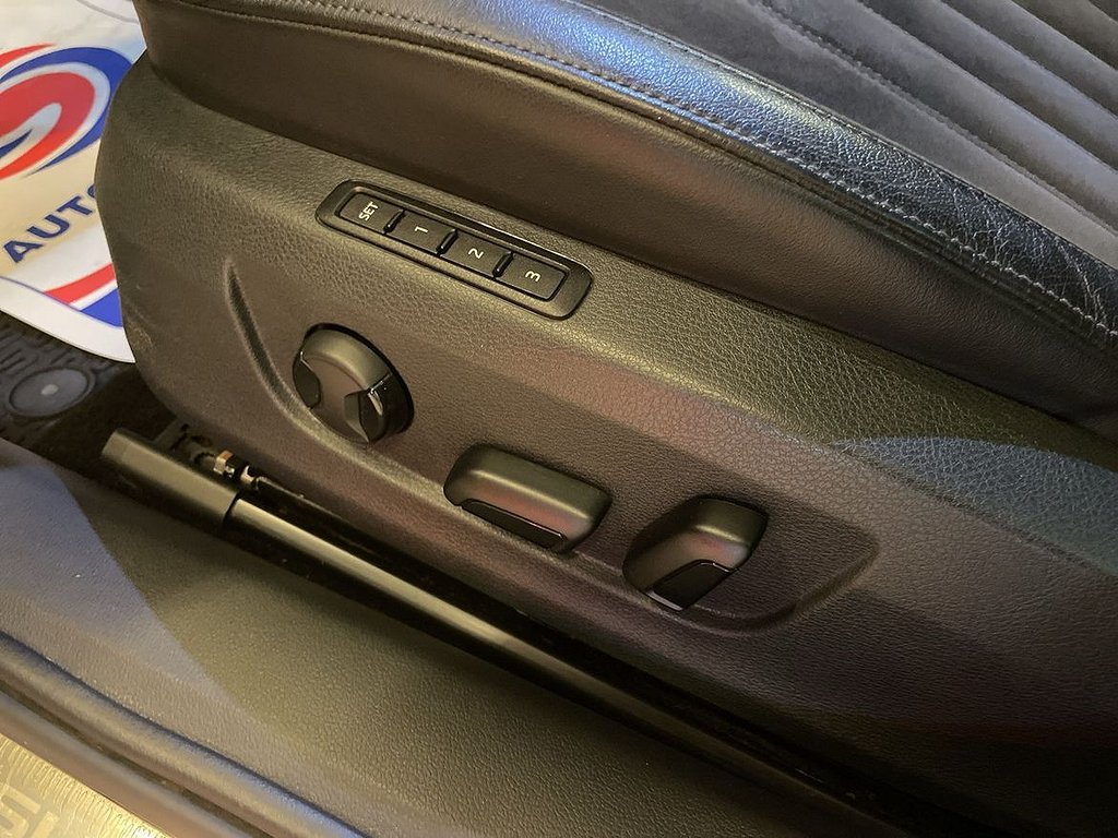 Škoda Superb Kombi 2.0 TDI 4x4 SCR DSG Sekventiell, 190hk, 2017