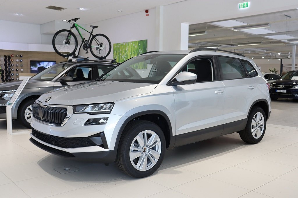 Škoda Karoq 1.5 TSI DSG Sekventiell, 150hk, 2025