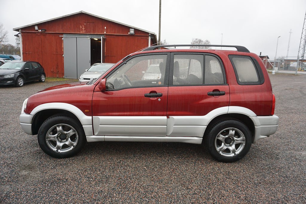 Vehicle Image 4