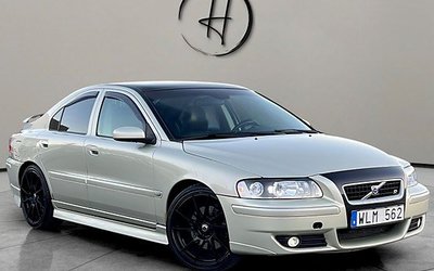Volvo S60 T5 6-Växlad R front Momentum Facelift 2005