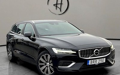 Volvo V60 Recharge T6 AWD BLIS Kamera H&K GPS Drag SE-UTR 2021
