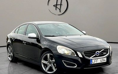 Volvo S60 T3 6-Vxl Xenon Momentum AUX R-Design fälgar SE-UTR 2011