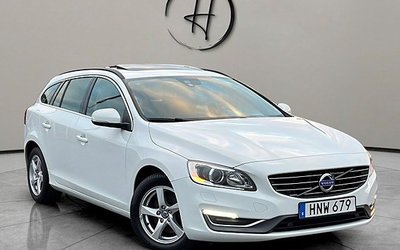 Volvo V60 D4 Momentum Dragkrok Panoramatak SE-UTR 2015