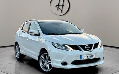 Nissan Qashqai 1,6dCi XTRONIC Drag Panorama 360°Kamera 2015