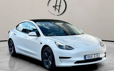 Tesla Model 3 1-Ägare Panorama Leasing Facelift 2021