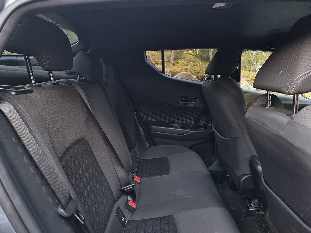 Vehicle Image 17
