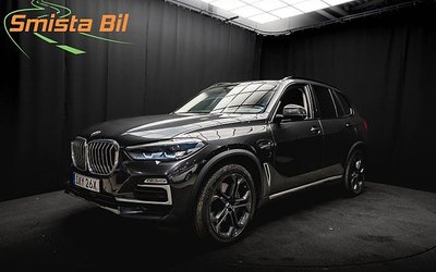 BMW X5 xDrive45e LUFTFJÄDRING DRAG 360° DAP SOFT-CLOSE 2020