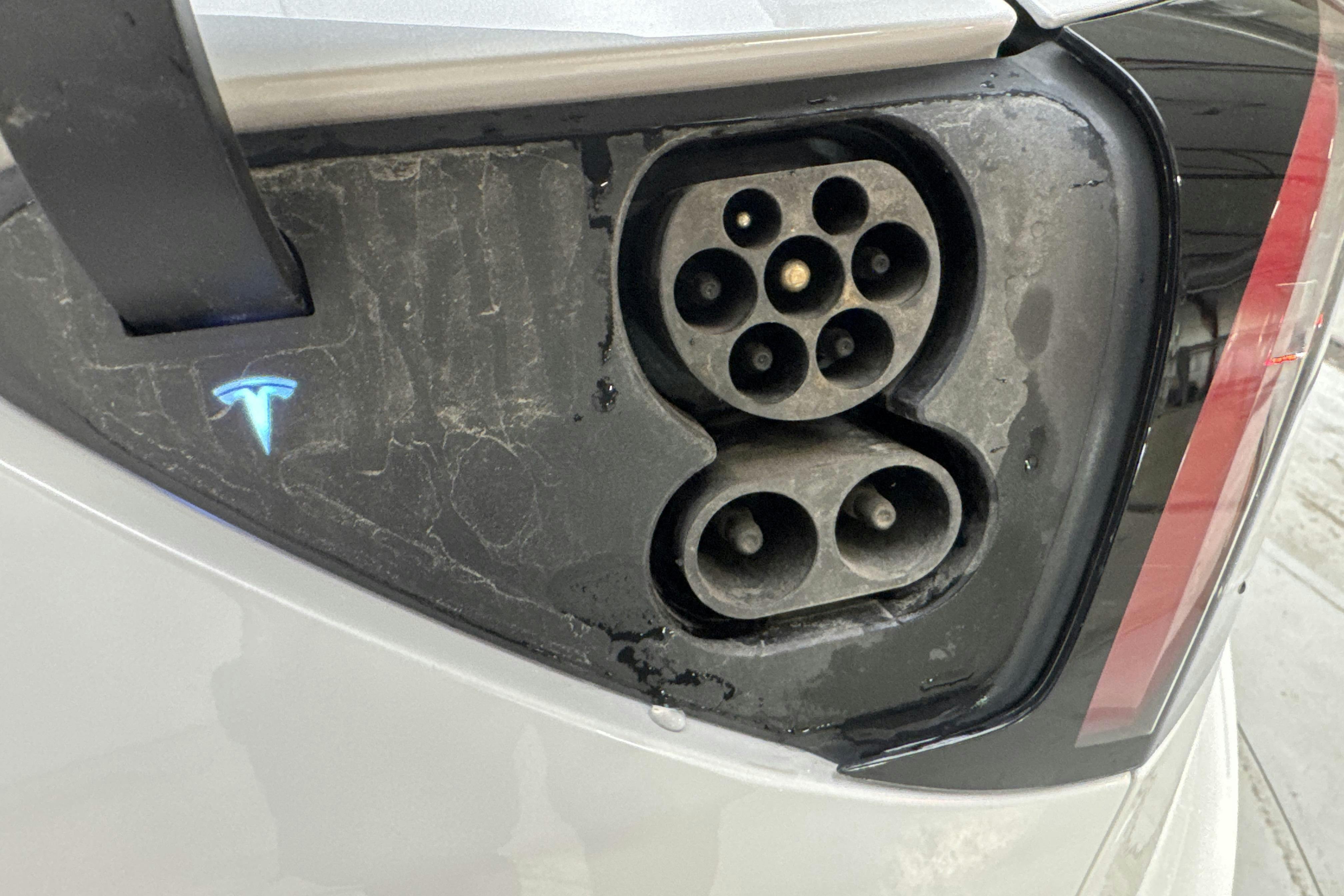 Vehicle Image 17